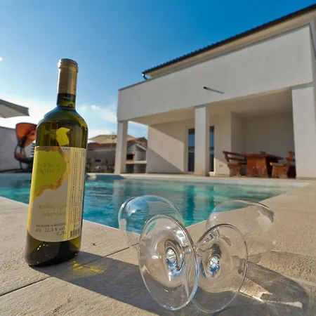 Luka Mit Pool- Gelegen In By Interhome Holiday home